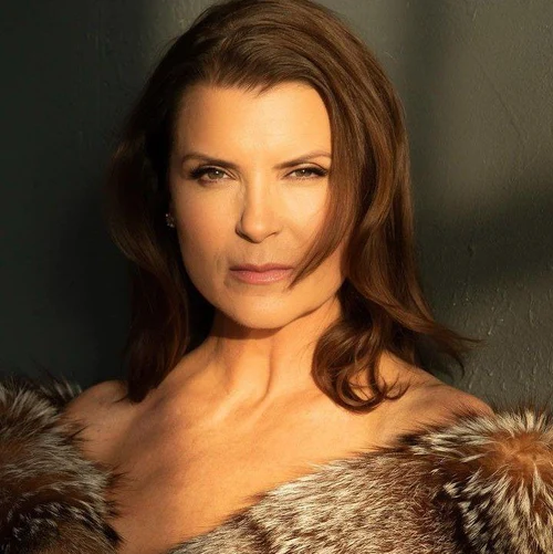 Kimberlin brown Networth 2024, husband ,Married ,Family , Parents , Weightloss, Age ,Height, Children ,Instagram-