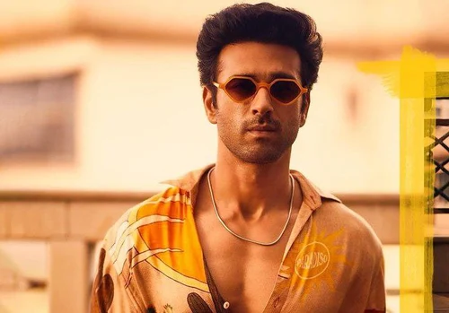 Pulkit Samrat Biography ,Relationship , Wife , Net worth 2024 , Age , married , Religion ,Cast and more...